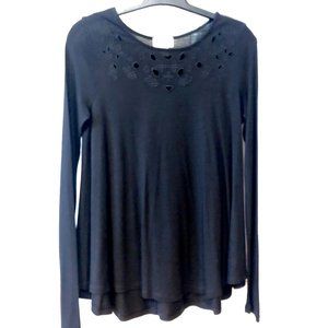 Old Navy Eyelet Cut Out Long Sleeve Shirt, XS